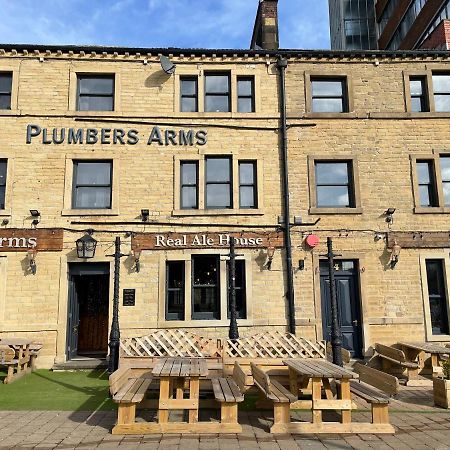 Plumbers Arms Hotel ฮัดเดอร์สฟิลด์ ภายนอก รูปภาพ